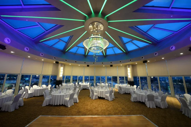 Teras-Panorama-Genis-1