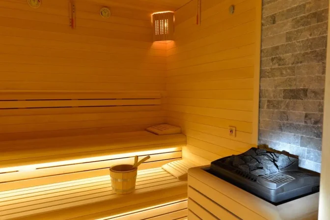 Wyndham-Grand-Istanbul-Europe-Spa-Fitness-9